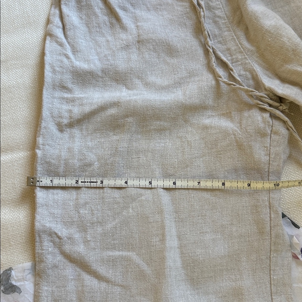 Reformation Oatmeal Linen Pants - Picture 14 of 14